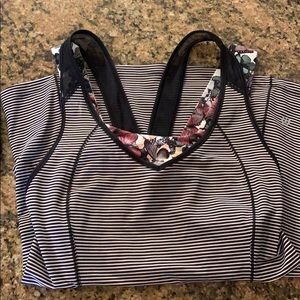 Lulu lemon top butterfly design+built in bra